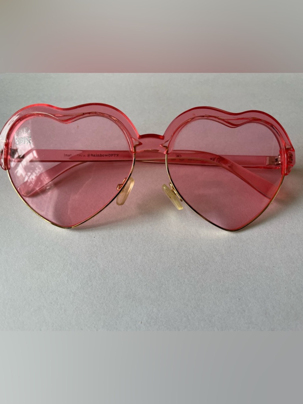 RainbowOPTX Heart-Shaped Rose Sunglasses